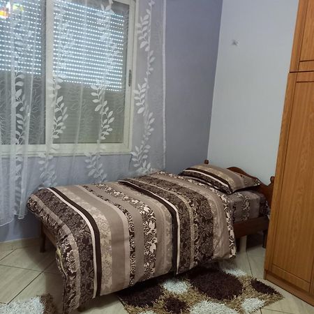 Flodril Appartment Durres Exterior photo